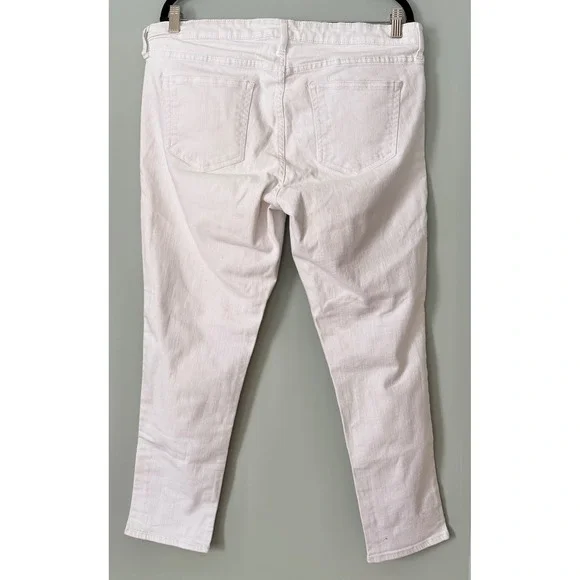 Gap Factory Mid-Rise Straight Leg Girlfriend Jeans Optic White Denim Size 14 - Picture 4 of 6